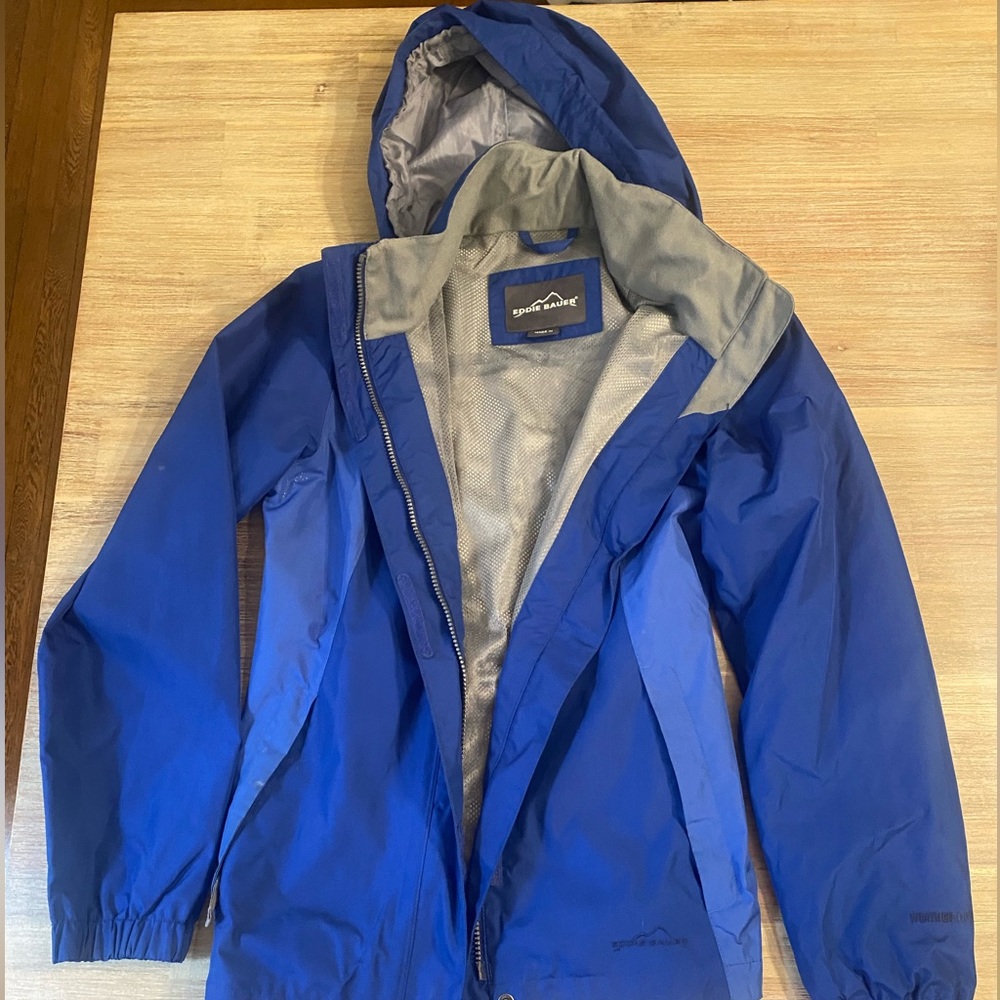 Eddie Bauer Women’s Raincoat Blue